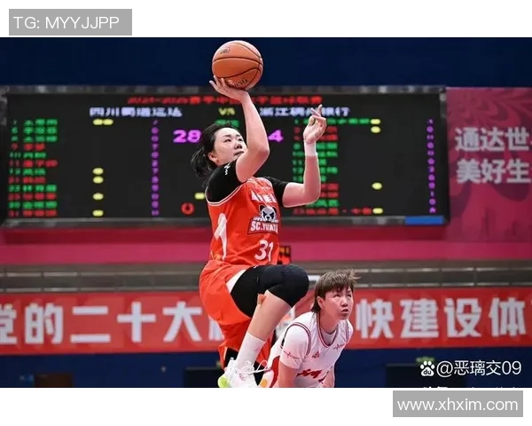 八一女篮迎战浙江队决战WCBA赛场展现巾帼风采